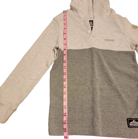 West49 boys pullover shirt - Picture 3 of 7